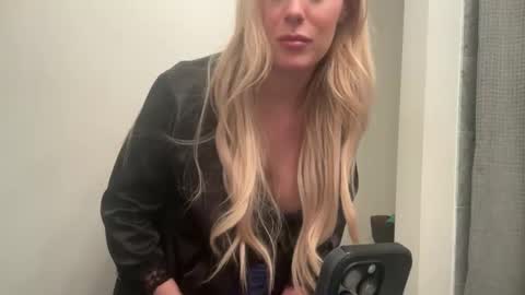 Snapshot of portiabanks chatting on February 2026 05:58:02 AM Portia Banks online show from February 2026 05:58:02 AM