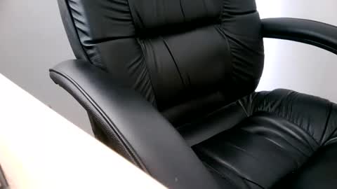 Snapshot of porw23 chatting on March 2026 09:04:01 AM porw23 online show from March 2026 09:04:01 AM