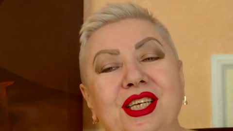 Snapshot of posh_lady chatting on April 2026 08:00:02 PM LADY POSH online show from April 2026 08:00:02 PM
