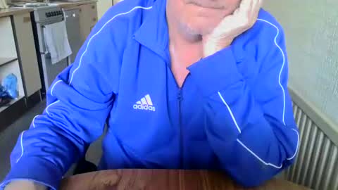 poshman65 online show from February 2026 11:47:02 AM