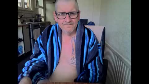 poshman65 online show from May 2026 08:42:02 AM