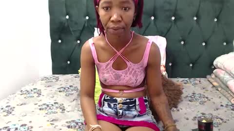 Poundwet1 online show from February 2026 07:17:01 AM