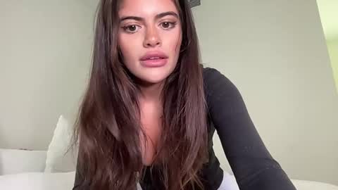 Selena online show from May 2026 11:12:01 PM