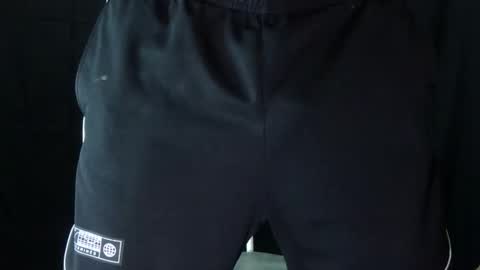 Snapshot of powerdmuscle chatting on May 2026 11:43:01 PM powerdmuscle online show from May 2026 11:43:01 PM