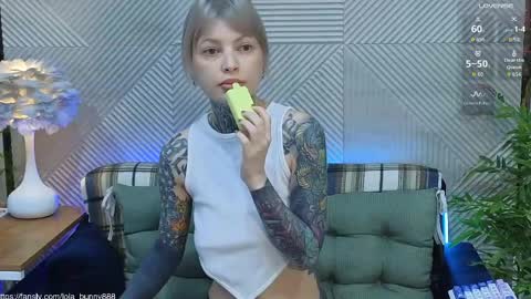Lola online show from May 2026 05:48:02 AM