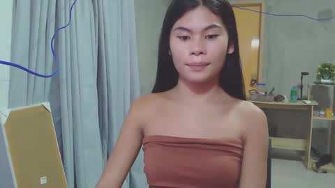 precious_athena online show from February 2025 01:11:01 AM