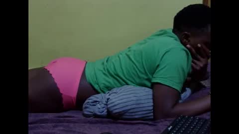 precious_nesh online show from December 2025 06:46:02 PM