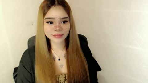 MAXXINE online show from March 2026 05:12:02 AM