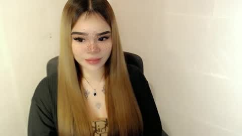 MAXXINE online show from April 2026 03:04:01 AM