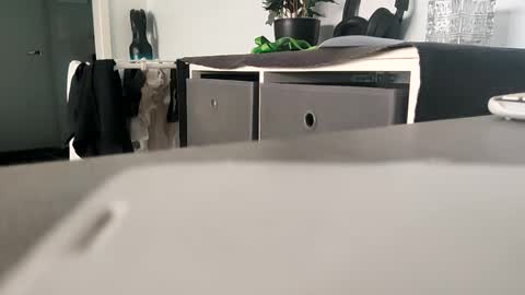 precummilker online show from September 2025 05:51:02 AM