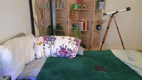 PreeminentJess online show from December 2024 01:49:01 PM