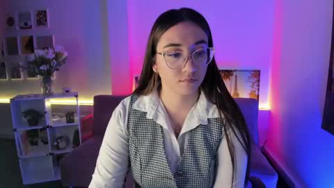 Camila  online show from May 2026 12:35:02 PM