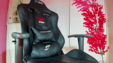 PRESSURE online show from March 2026 10:30:02 AM