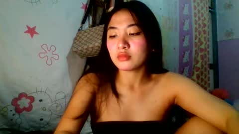 pretty_am online show from November 2025 02:12:02 PM