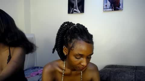 Pretty Babe123 online show from July 2026 04:42:02 PM