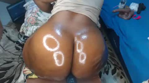pretty_clare online show from June 2026 04:20:01 PM