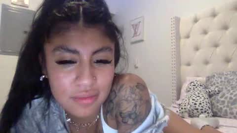 pretty_girl828687 online show from February 2026 03:49:02 AM