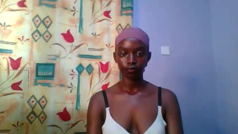 Snapshot of pretty_hearts chatting on March 2026 03:18:02 PM Shillah online show from March 2026 03:18:02 PM