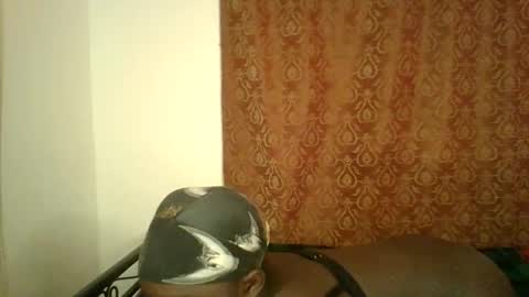 Snapshot of pretty_hearts chatting on March 2026 03:23:02 AM Shillah online show from March 2026 03:23:02 AM