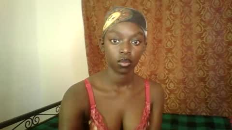 Snapshot of pretty_hearts chatting on March 2026 04:07:02 AM Shillah online show from March 2026 04:07:02 AM