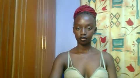 Snapshot of pretty_hearts chatting on April 2026 04:26:02 PM Shillah online show from April 2026 04:26:02 PM