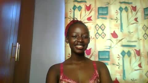 Snapshot of pretty_hearts chatting on April 2026 10:37:02 AM Shillah online show from April 2026 10:37:02 AM