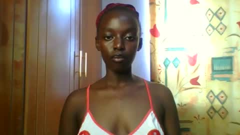 Snapshot of pretty_hearts chatting on April 2026 09:24:02 AM Shillah online show from April 2026 09:24:02 AM