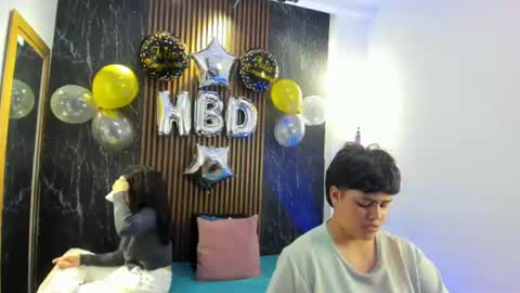 pretty_honey22 online show from June 2026 01:26:02 AM