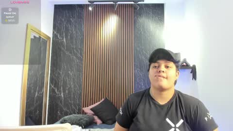 pretty_honey22 online show from July 2026 04:15:01 AM
