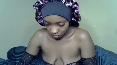 Snapshot of pretty_jazmine chatting on October 2025 06:34:02 AM Jaz online show from October 2025 06:34:02 AM