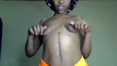 Snapshot of pretty_jazmine chatting on October 2025 04:47:01 PM Jaz online show from October 2025 04:47:01 PM