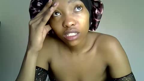 Snapshot of pretty_jazmine chatting on October 2025 05:02:02 AM Jaz online show from October 2025 05:02:02 AM