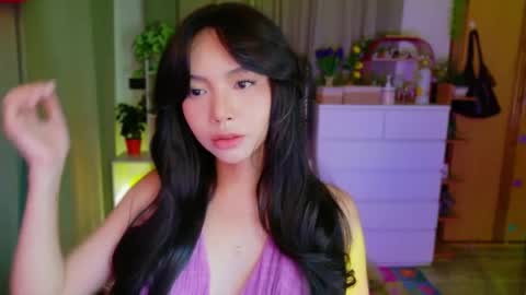 Snapshot of pretty_kimxxx chatting on July 2026 03:44:02 AM Kim online show from July 2026 03:44:02 AM