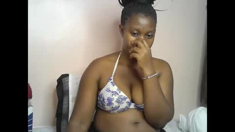 pretty_kylah online show from May 2026 12:13:02 PM