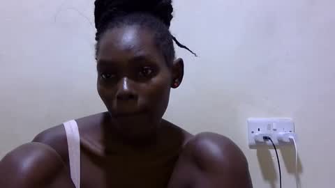 pretty_leila1 online show from March 2026 10:24:01 PM