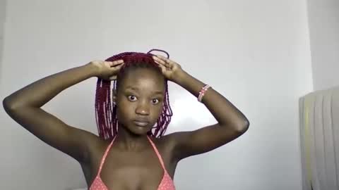 pretty luv1 online show from March 2026 09:37:02 AM