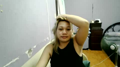 pretty_lyn08 online show from July 2026 06:13:01 PM