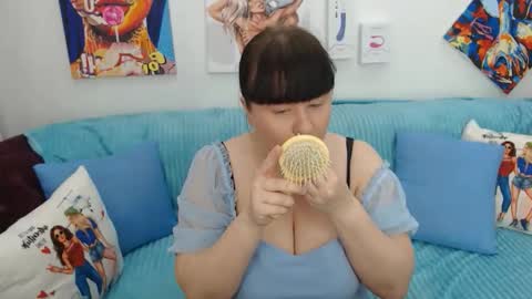 pretty_malika online show from May 2026 05:16:02 AM
