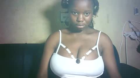 Snapshot of pretty_milan chatting on February 2026 10:29:01 AM pretty_milan online show from February 2026 10:29:01 AM