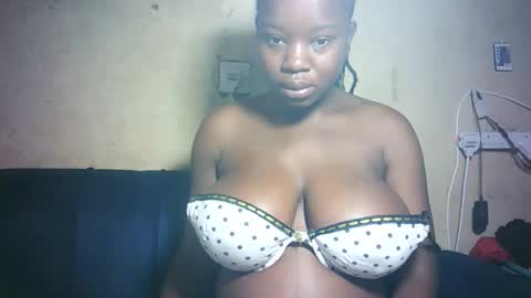 Snapshot of pretty_milan chatting on February 2026 08:05:02 AM pretty_milan online show from February 2026 08:05:02 AM