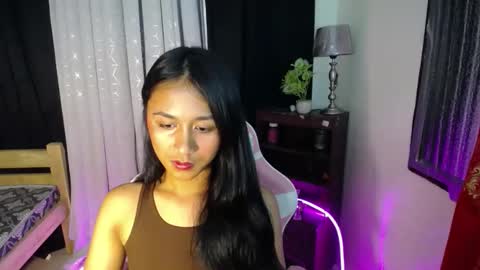 Snapshot of pretty_morenaxx chatting on January 2025 12:18:01 PM Marimar online show from January 2025 12:18:01 PM