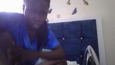 pretty_petite_ebony online show from September 2025 08:39:01 AM