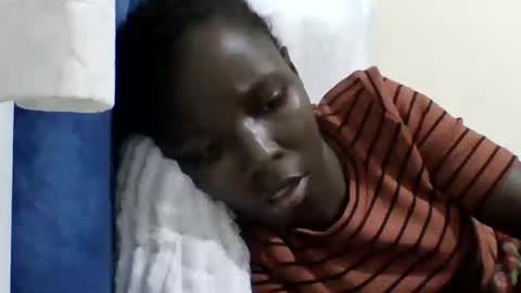 pretty_petite_ebony online show from July 2026 09:18:02 PM