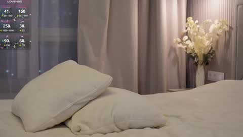 Snapshot of pretty_princess_elina chatting on January 2025 03:47:01 PM Elina online show from January 2025 03:47:01 PM