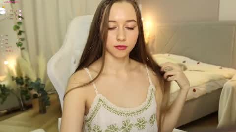 Snapshot of pretty_princess_elina chatting on March 2025 07:07:02 PM Elina online show from March 2025 07:07:02 PM