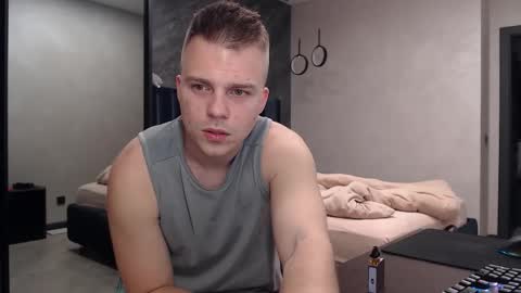 Justin online show from November 2025 05:51:02 AM