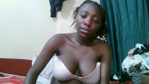 Snapshot of pretty_tiffany1 chatting on December 2025 05:42:02 PM pretty_tiffany1 online show from December 2025 05:42:02 PM