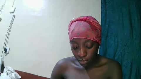 Snapshot of pretty_tiffany1 chatting on February 2026 06:53:02 PM pretty_tiffany1 online show from February 2026 06:53:02 PM