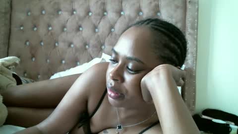 Snapshot of pretty_zii chatting on September 2025 11:55:01 AM zii online show from September 2025 11:55:01 AM