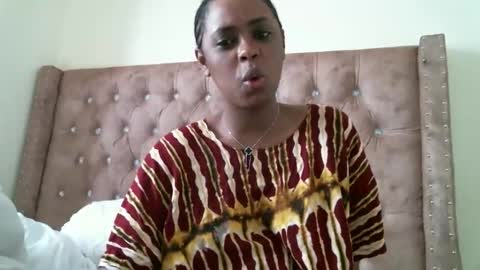 Snapshot of pretty_zii chatting on October 2025 11:51:02 AM zii online show from October 2025 11:51:02 AM